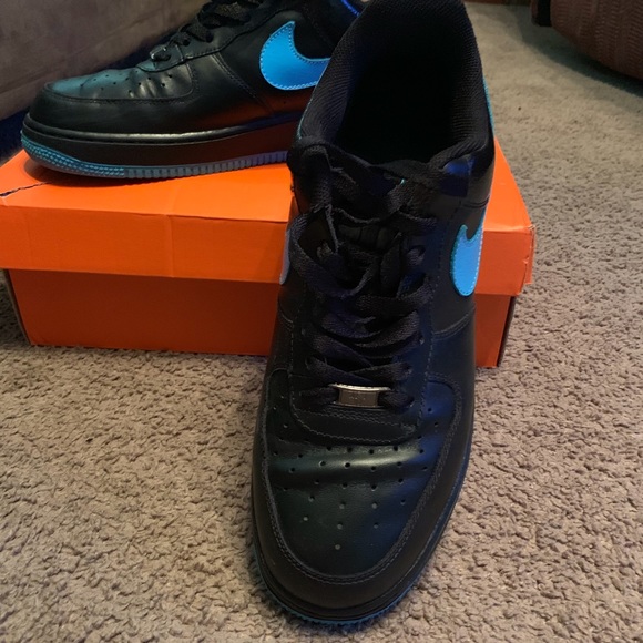 Black and blue nike Air Force 1 - Picture 2 of 3